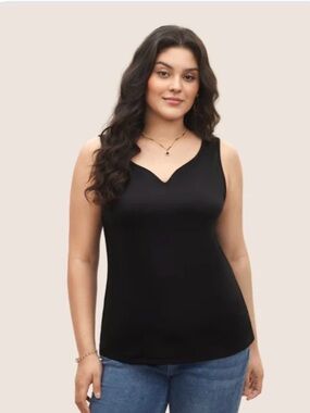 BloomChic Black Heart-Neck Ribbed Fit Tank Top